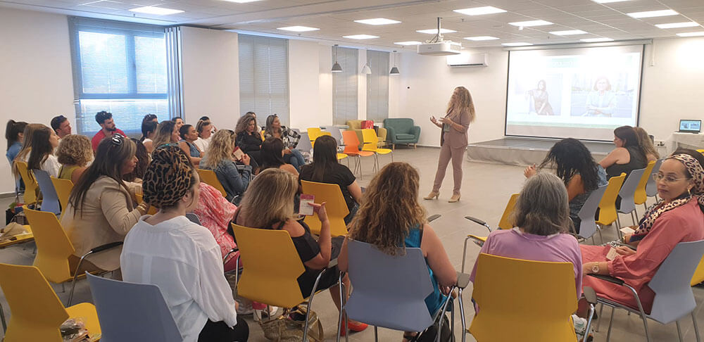 לימור חובל רמון קורס סטיילינג תרפי 2023